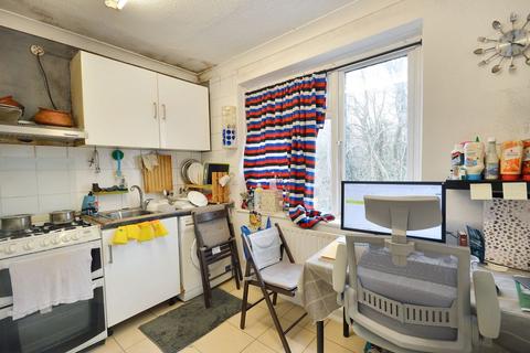 1 bedroom flat for sale, 12 River Gardens, Feltham, TW14 0RE