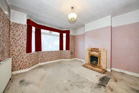 3 bedroom semi-detached house for sale, 34 Orchard Avenue, Cheltenham, GL51 7LE