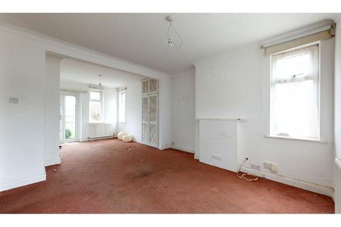 3 bedroom detached house for sale, 221 Harrington Road, South Norwood, SE25 4NN