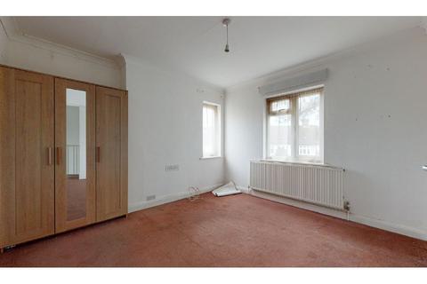 3 bedroom detached house for sale, 221 Harrington Road, South Norwood, SE25 4NN