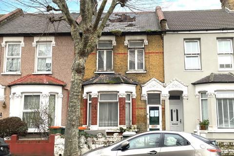 2 bedroom terraced house for sale, 32 Mortimer Road, East Ham, E6 3QW