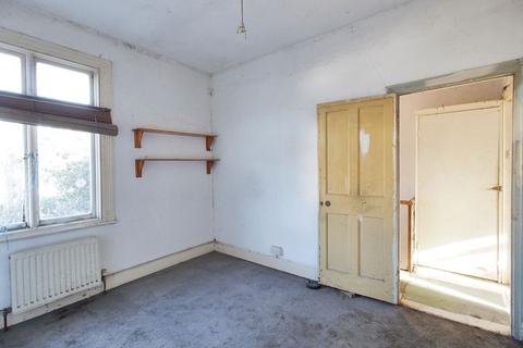 32 Mortimer Road, London, E6 3QW
