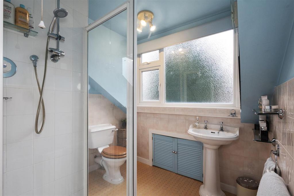 Bed 1 En Suite