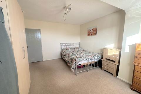 3 bedroom apartment for sale, Heatherfield, Bolton, BL1