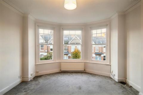 2 bedroom flat to rent, Sedgemere Avenue, London