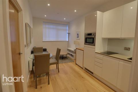 1 bedroom apartment to rent, Flowers Way, LUTON