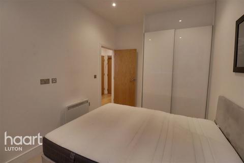 1 bedroom apartment to rent, Flowers Way, LUTON