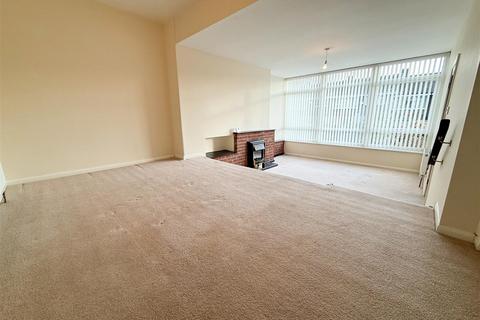 3 bedroom terraced house to rent, Fox Hill Way, Fox Hill, S6