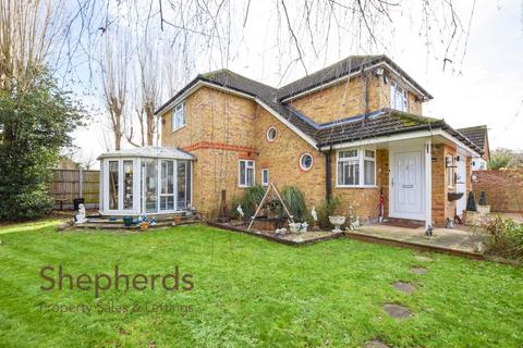 3 bedroom detached house for sale, Southbrook Drive, Cheshunt EN8