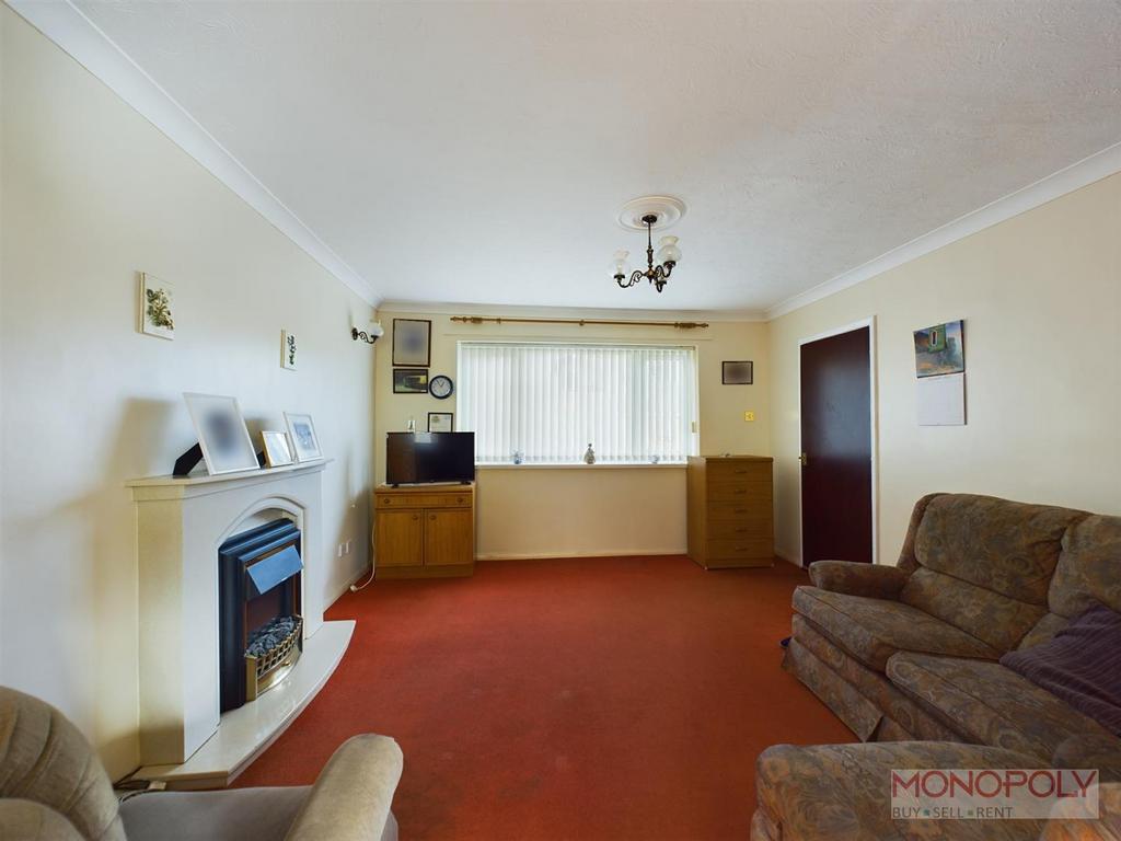 CAM01979 G0-PR0380-STILL006.jpg