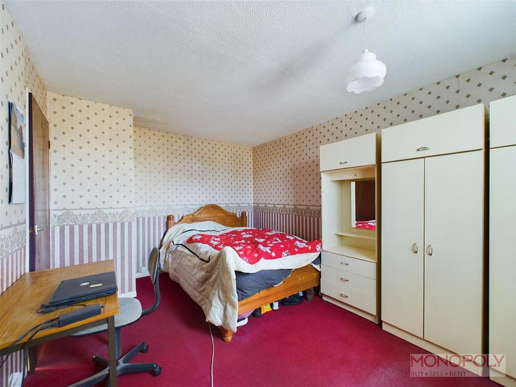 CAM01979 G0-PR0380-STILL005.jpg