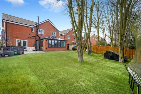 5 bedroom detached house for sale, Glaisdale Court, Darlington