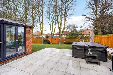 5 bedroom detached house for sale, Glaisdale Court, Darlington