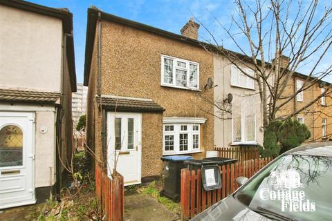 3 bedroom end of terrace house for sale, East Road, Enfield