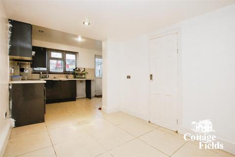 3 bedroom end of terrace house for sale, East Road, Enfield