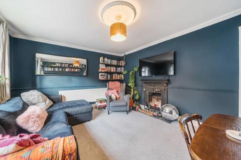 1 bedroom apartment for sale, Elsinore Road, London