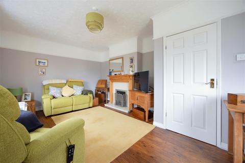 4 bedroom semi-detached house for sale, Blair Road, Trowbridge