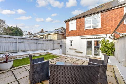 3 bedroom semi-detached house for sale, Moorgreen Road, Cowes, Isle of Wight