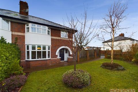 3 bedroom semi-detached house for sale, Chester Road, Wrexham