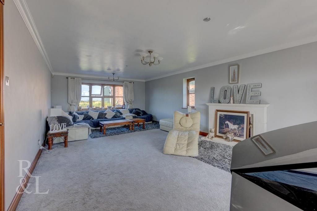 Wysall Lane (13).jpg