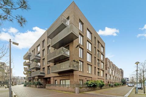 Bowline Court, Brentford, TW8