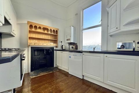 3 bedroom maisonette for sale, Cleveland Place West, Bath