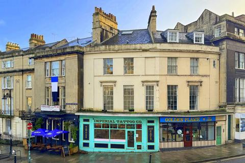 3 bedroom maisonette for sale, Cleveland Place West, Bath