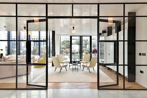 4 bedroom penthouse to rent, Circus Road North, South West London SW11