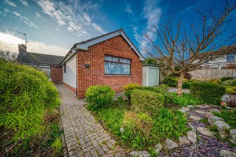 Well presented three bedroom bungalow situated in Yatton's cul de sac