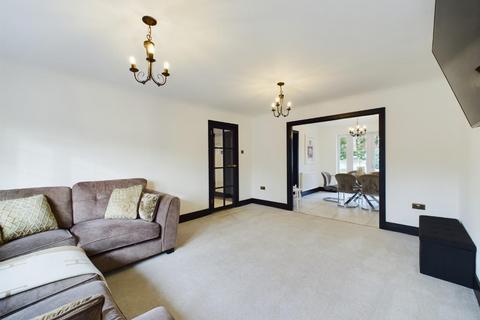 119 Barkham Ride, Finchampstead, Wokingham, RG40 4EP