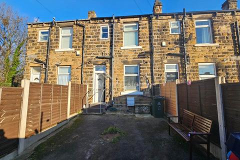 4 bedroom terraced house for sale, Park View, Dewsbury
