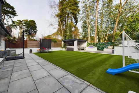 113 Barkham Ride, Finchampstead, Wokingham, RG40 4EP