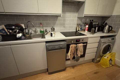 3 bedroom flat to rent, Freegrove road, Islington
