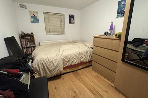 3 bedroom flat to rent, Freegrove road, Islington