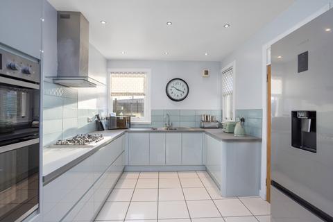 3 Calder Road, Edinburgh, EH11 3PF