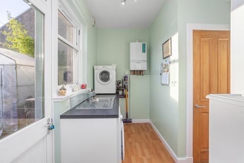 3 Calder Road, Edinburgh, EH11 3PF