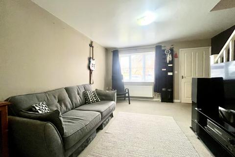 3 bedroom terraced house for sale, Olanyian Drive, Manchester, M8 8YU