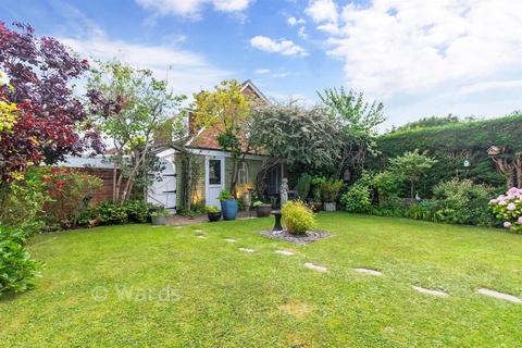 4 bedroom semi-detached house for sale, Ash Tree Drive, Sevenoaks TN15