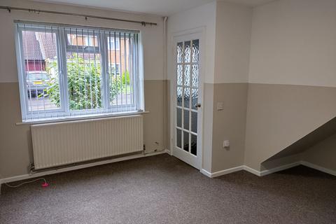 2 bedroom semi-detached house to rent, Manor Way, Bristol BS37