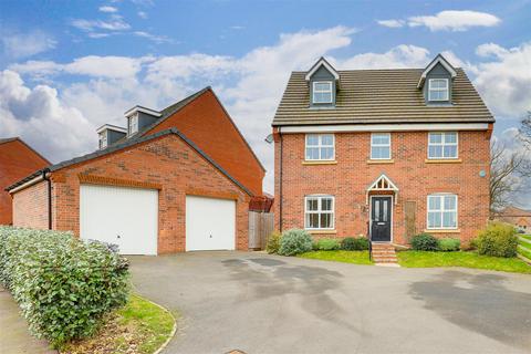 5 bedroom detached house for sale, Oughton Close, Edwalton NG12