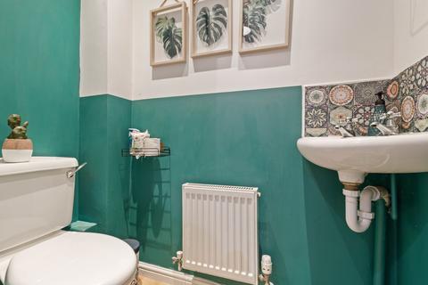 30 Ashford Drive, Appleton, Warrington, WA4 5GG