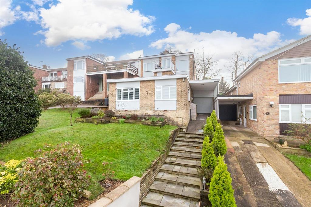 Walmers Avenue, Higham, Rochester, Kent 5 bed detached house - £600,000