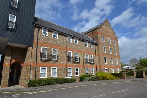 3 bedroom flat to rent, Millacres | Station Road, Ware