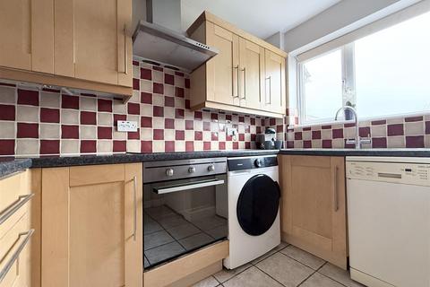 2 bedroom townhouse for sale, Nidderdale Road, Wigston LE18