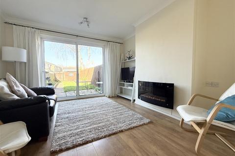 2 bedroom townhouse for sale, Nidderdale Road, Wigston LE18