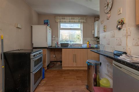 3 bedroom semi-detached house for sale, Forest Crescent, Ovenden, Halifax