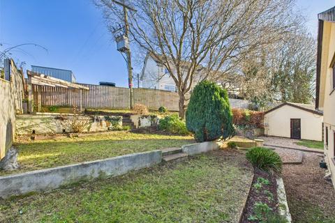 5 bedroom detached house for sale, Taw Vale Avenue, North Tawton, Devon