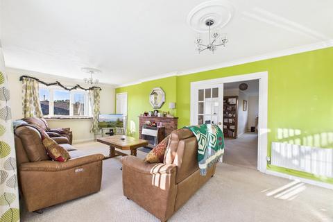 5 bedroom detached house for sale, Taw Vale Avenue, North Tawton, Devon