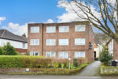 2 bedroom flat for sale, Maxton Court, Dover CT17