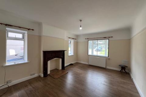 2 bedroom flat to rent, Great West Road, Isleworth TW7